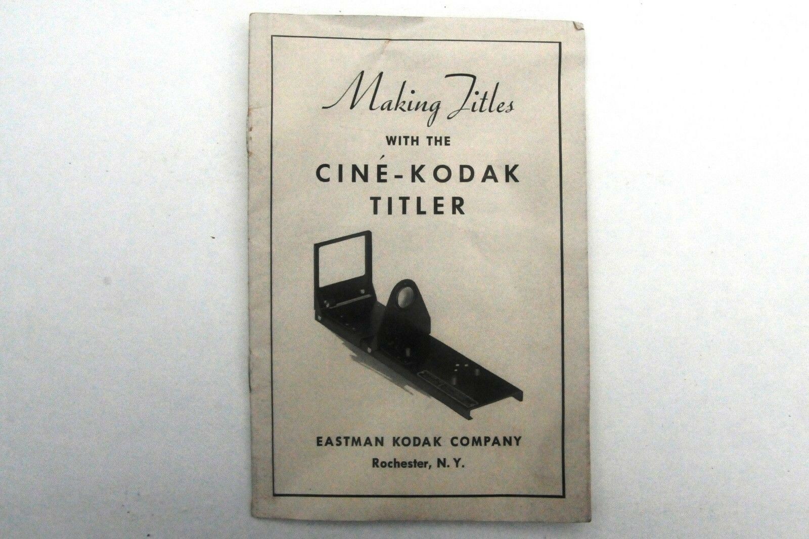 VINTAGE KODAK CINE TITLER for 16 mm cameras w/ masks & blanks New Old Stock