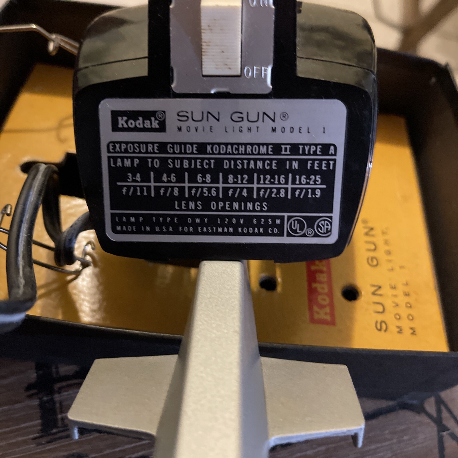 Kodak SUN GUN Movie light model 1,Exposure Guide kodachromeII Type ADWY Vintage