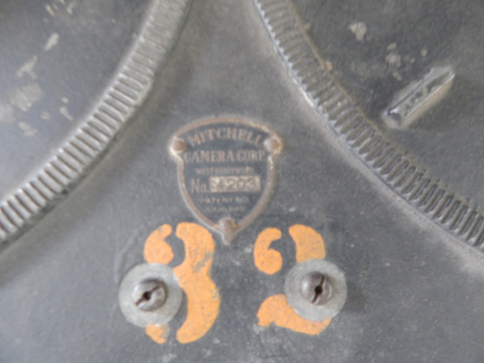 *TC* MITCHELL VINTAGE CAMERA MAGAZINE (GKG46)