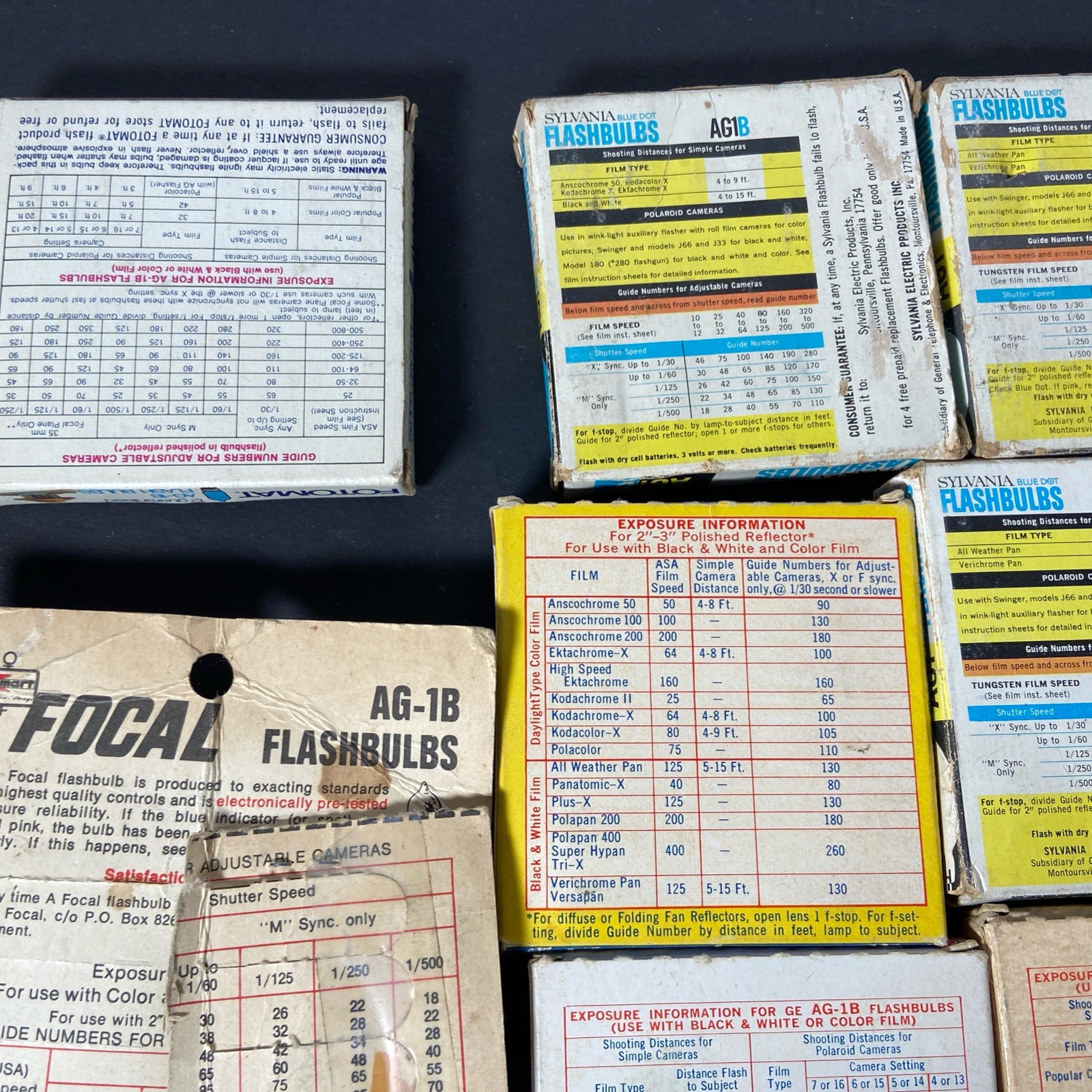 Lot Of Vtg AG1B Flash Bulbs Retro Photography Polaroid Kodak Blue + White
