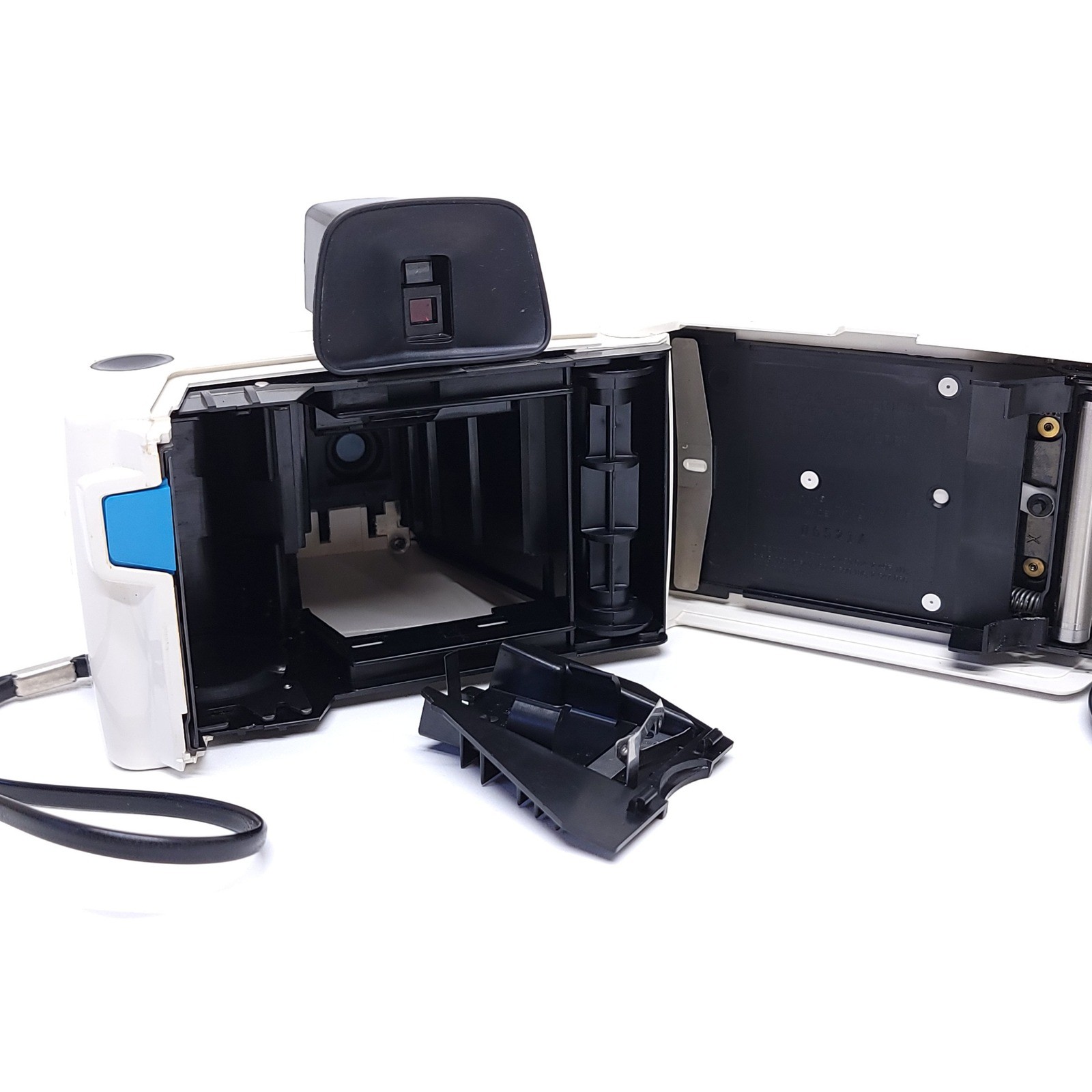 Vintage Pair of 60s Polaroid Land Camera Swinger Model 20 White