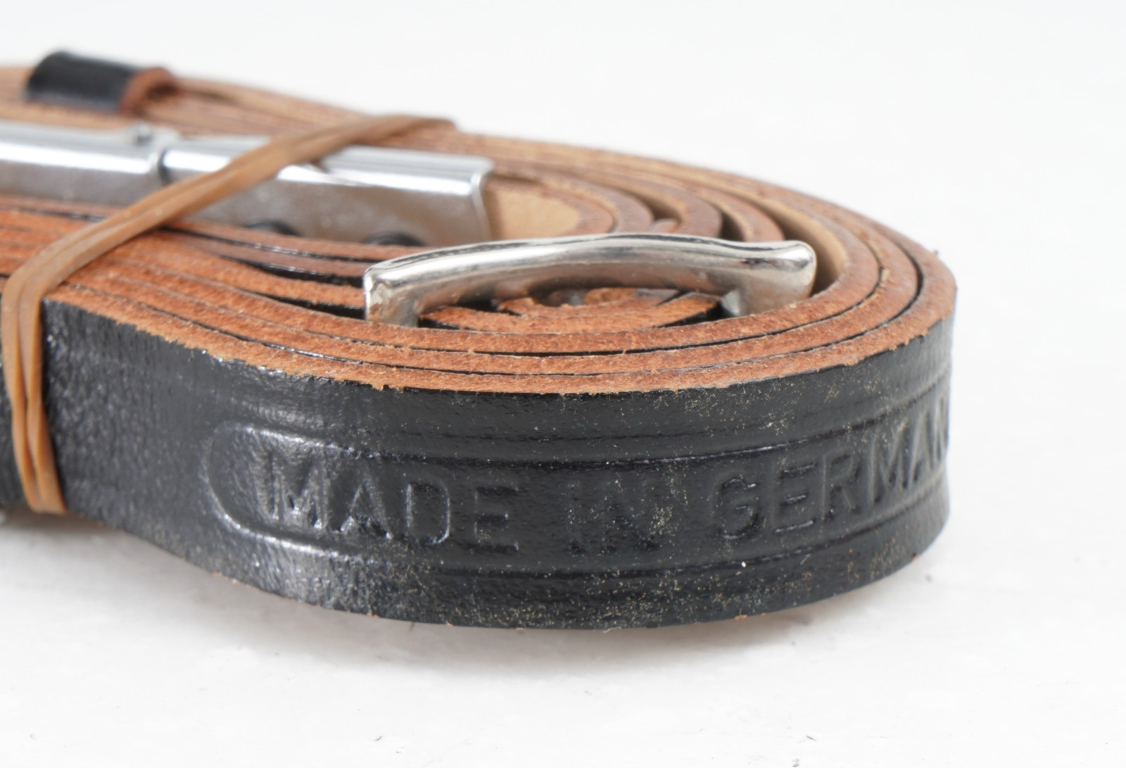 -[UNUSED] Rolleiflex Alligator Clip Strap for Rolleiflex 2.8f 3.5f Cameras -NOS