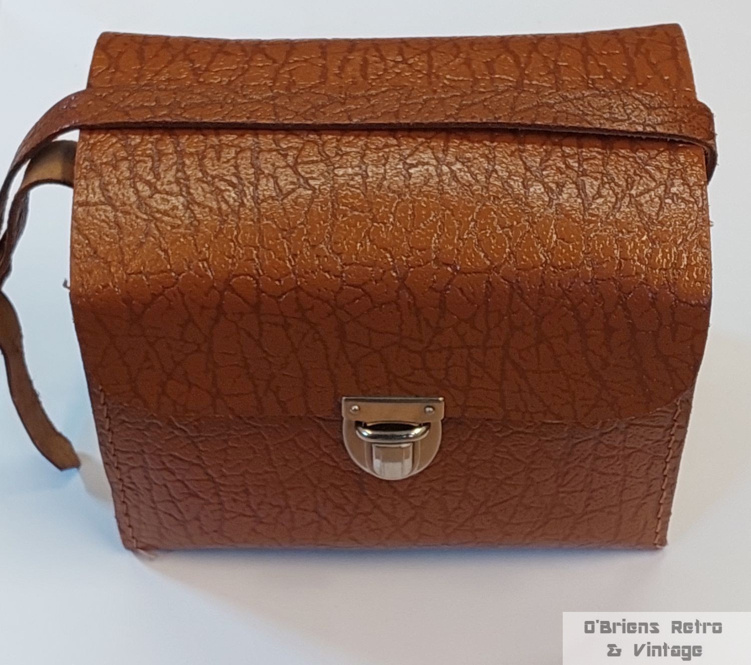 Vintage Brown Leather Camera Case – Clean Condition – Working Clasp –Extra Strap