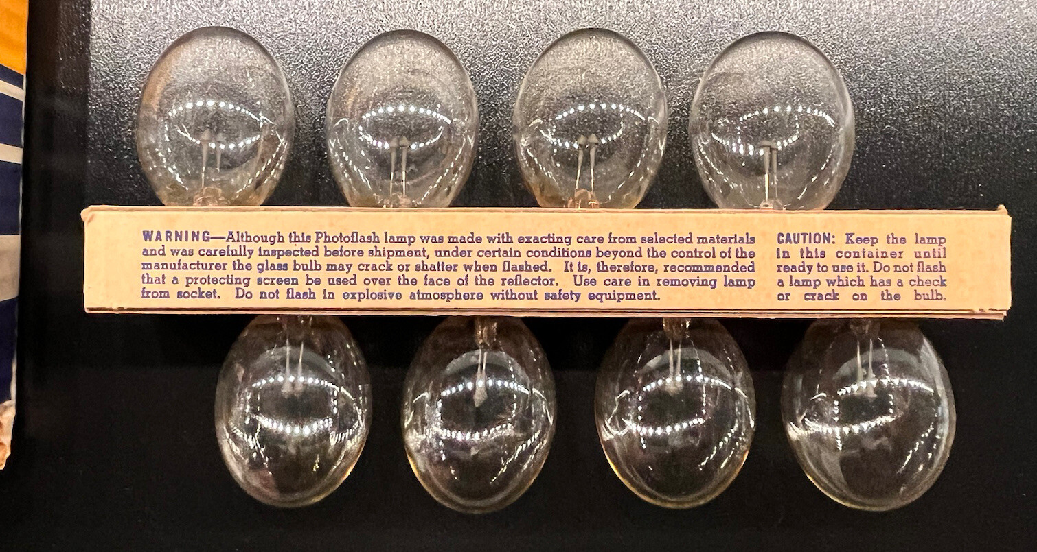 Vintage GE Photoflash Lamps Speed Midget “SM” Class F Made in U.S.A. – Pack of 8