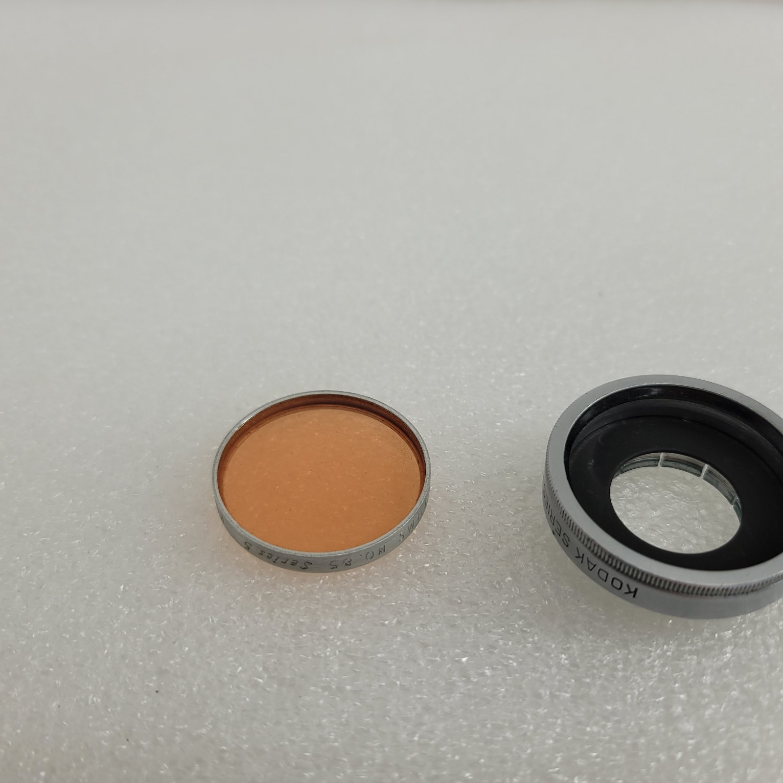 VINTAGE KODAK SERIES V FILTER ADAPTER RING 3/4 IN. 19MM Plus Daylight Filter
