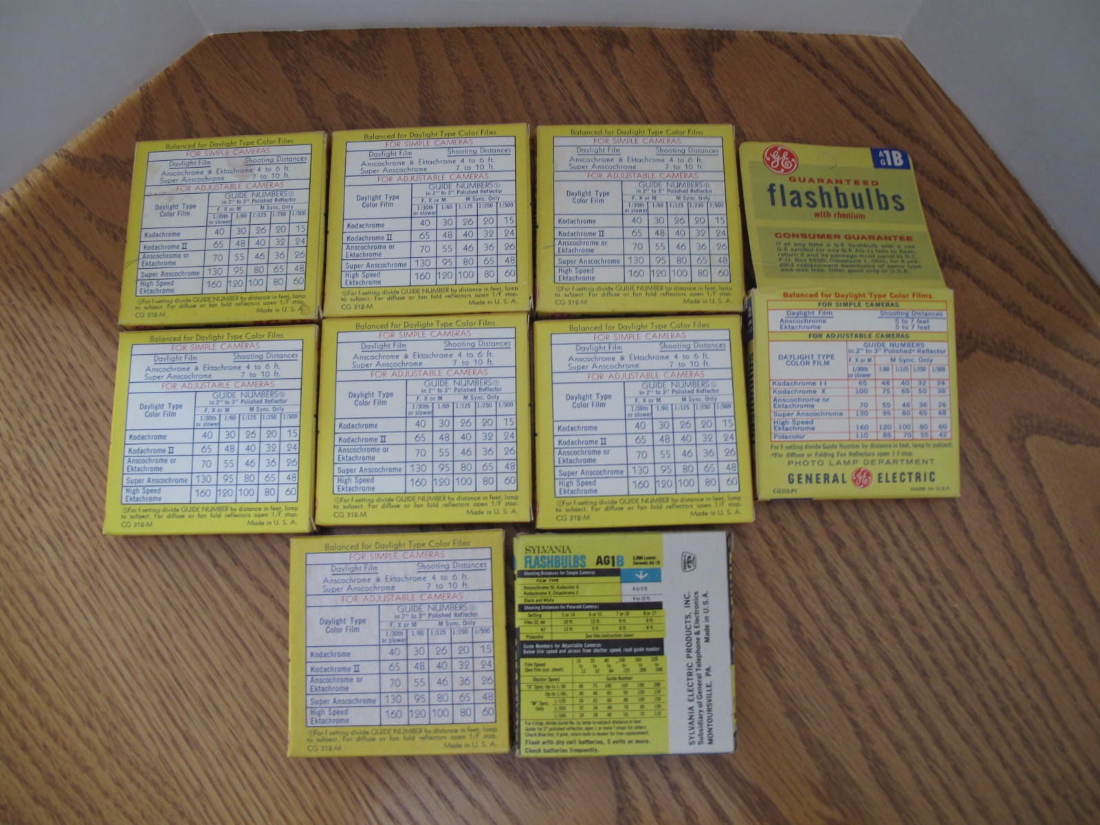 Vintage Flashbulbs AG-1B Photography Lot of 9 Packs 12 Each 108 Total NEW