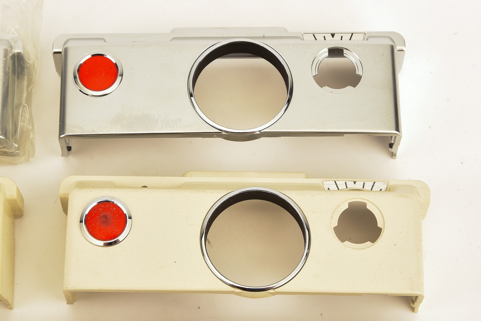 Polaroid SX-70 Camera Replacement Part Lot – Shutter Mechanism Housing V20