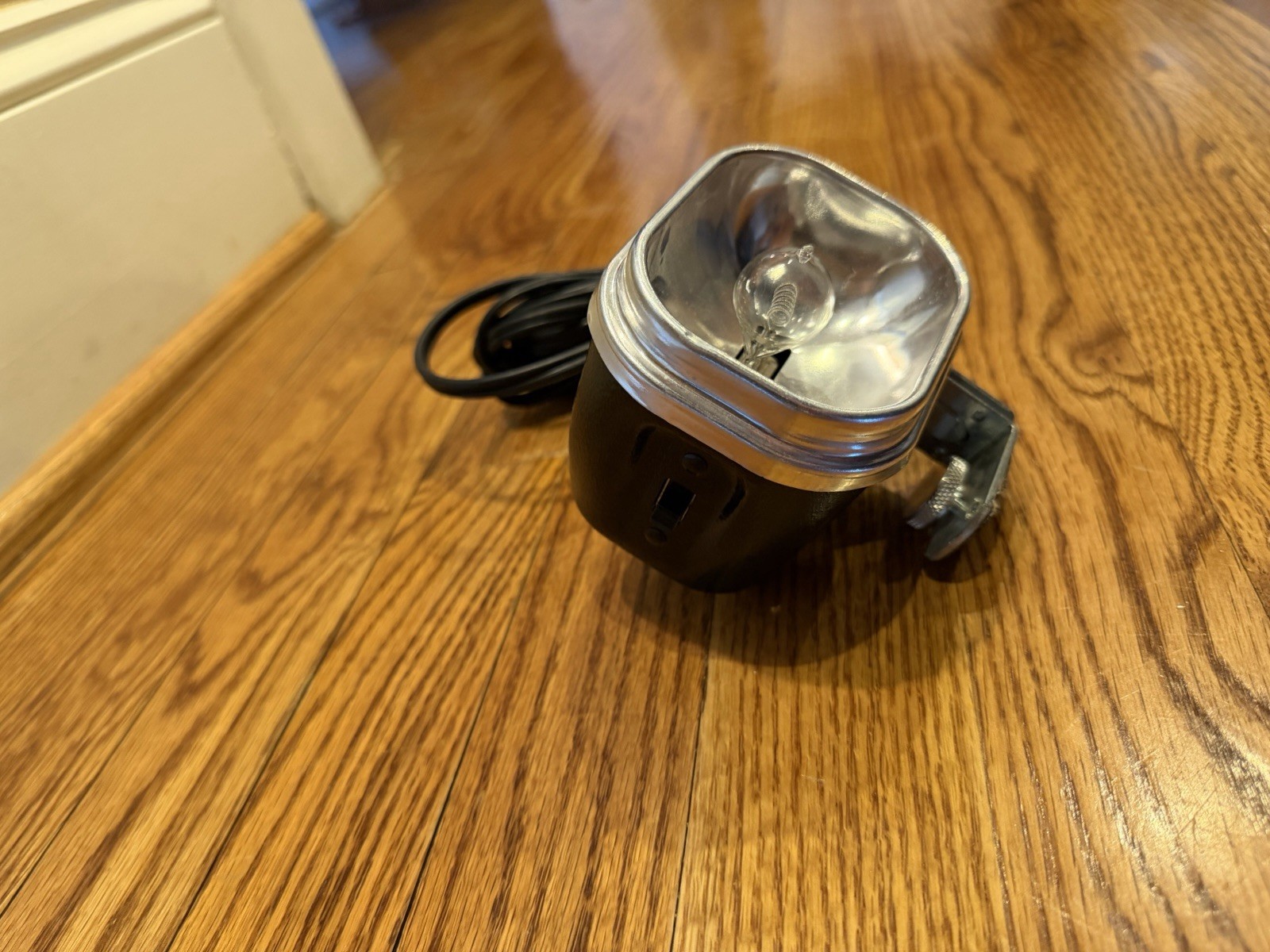 Vintage Cameralite Super 8 Movie Camera Light Type DVY 120V 650W Collectible