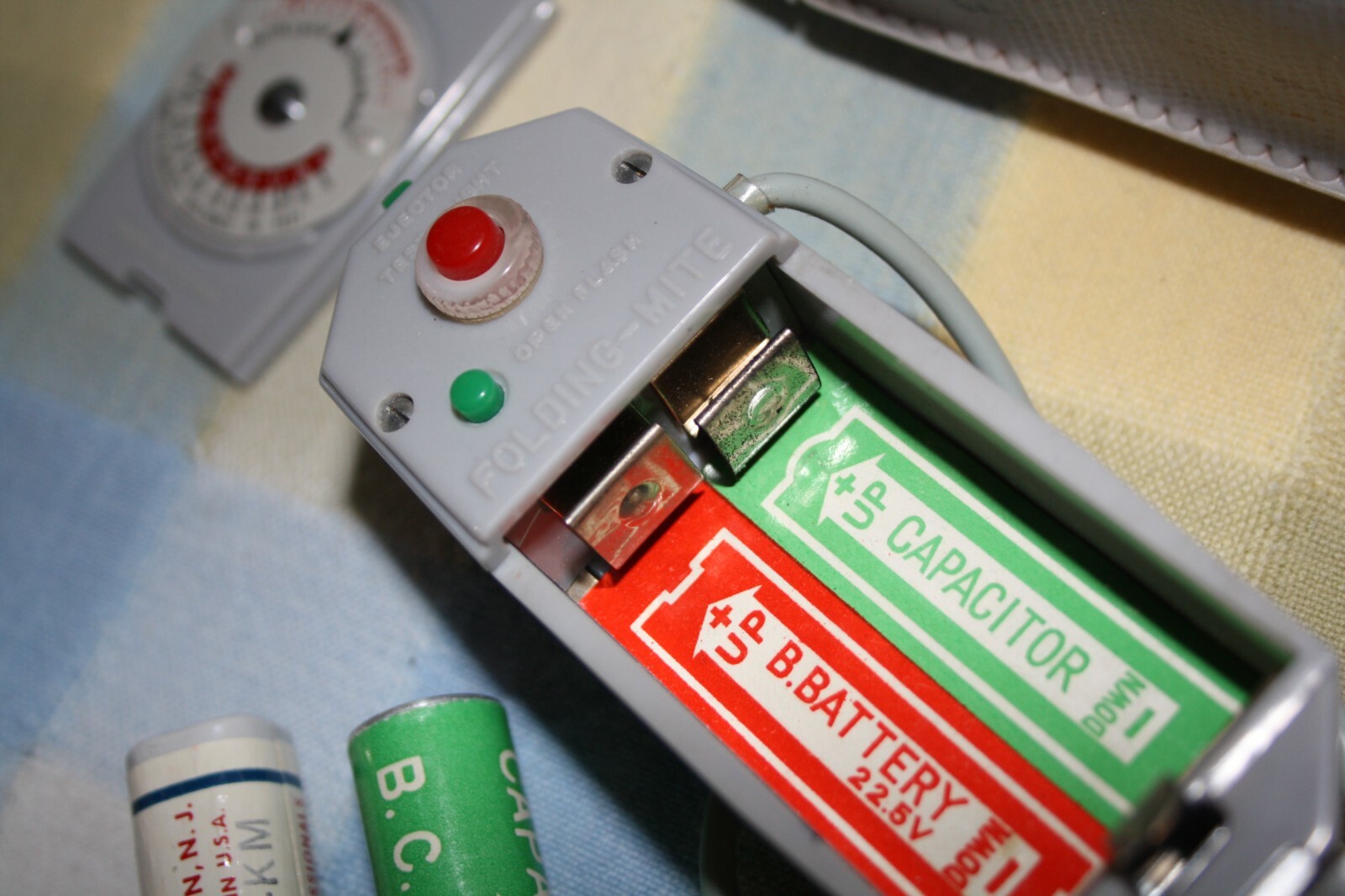 Vintage Folding-Mite Flash Unit