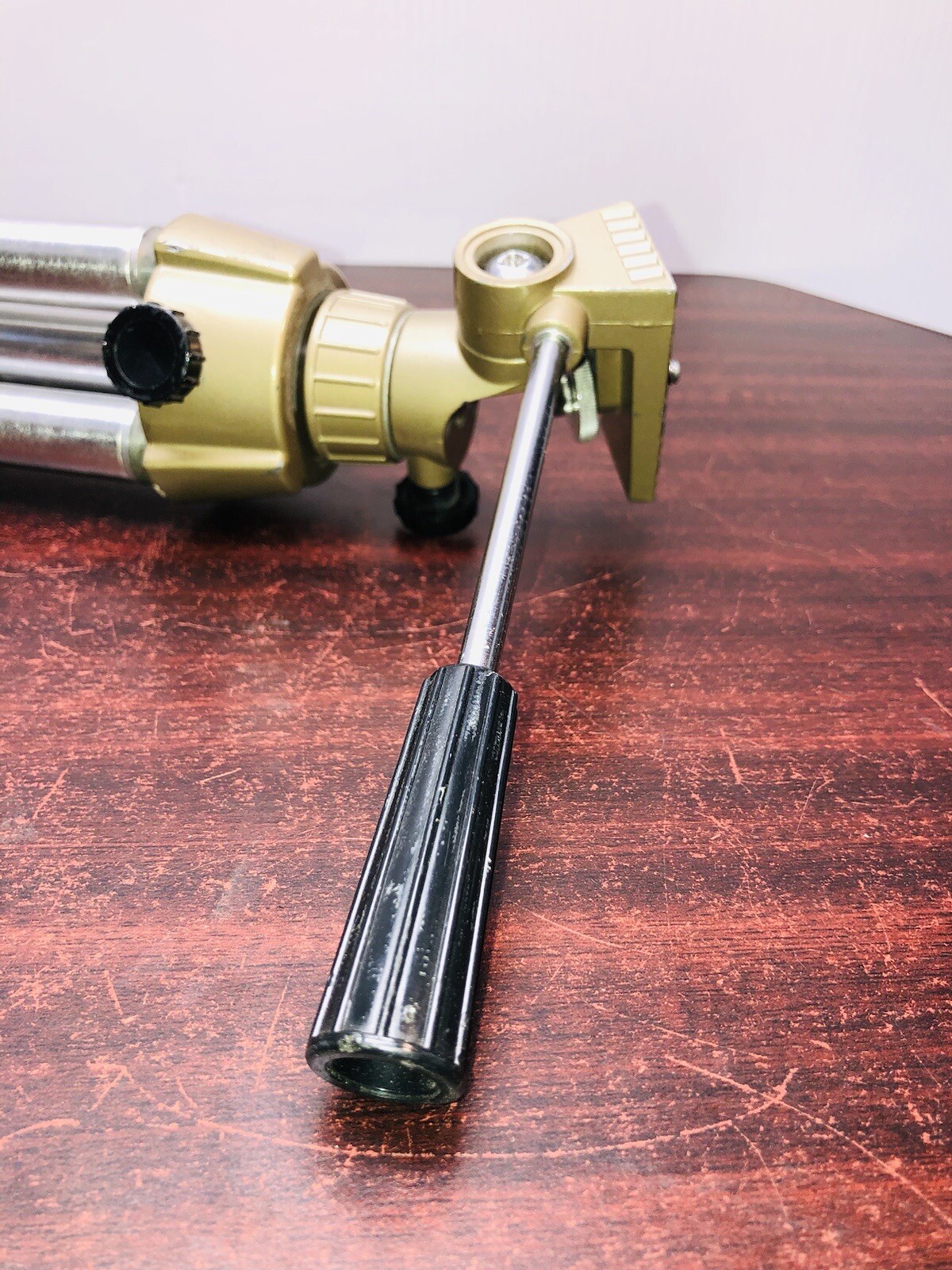 VTG CAMERA TRIPOD FOLDABLE Sturdy Blogging Streaming Video Chat Reselling USA