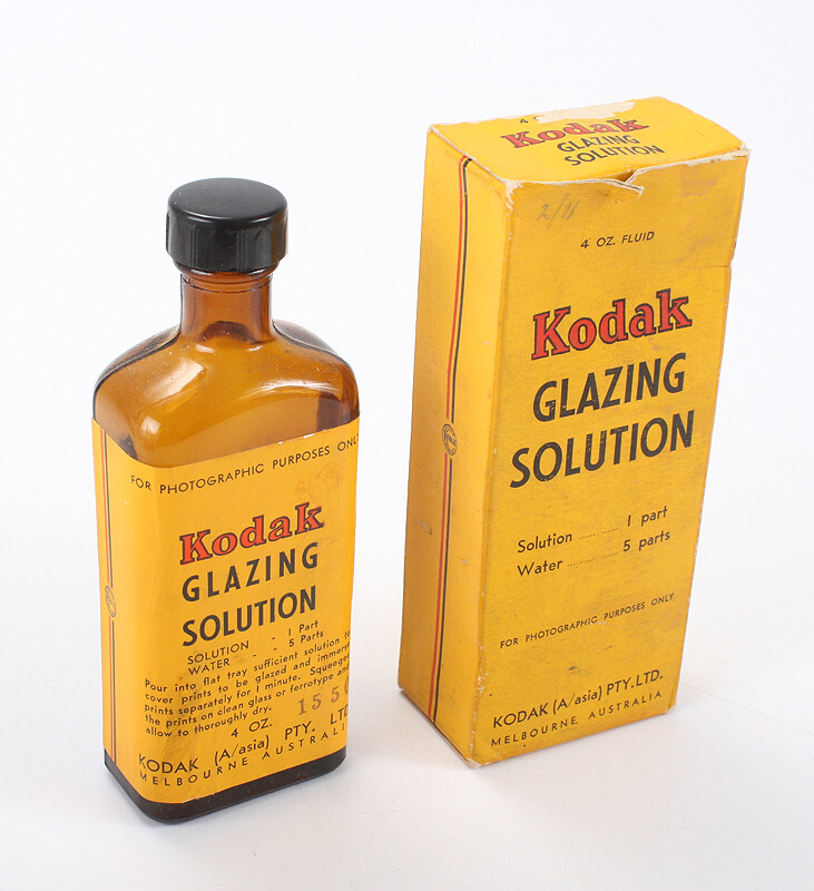 KODAK AUSTRALASIA GLAZING SOLUTION, 4 FLUID OZ, SOLD FOR DISPLAY/cks/196731