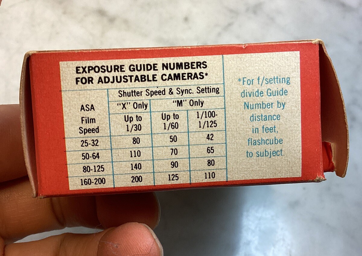 Vintage GE Hi Powder Flash Cubes For Polaroid Camera 2 Cubes