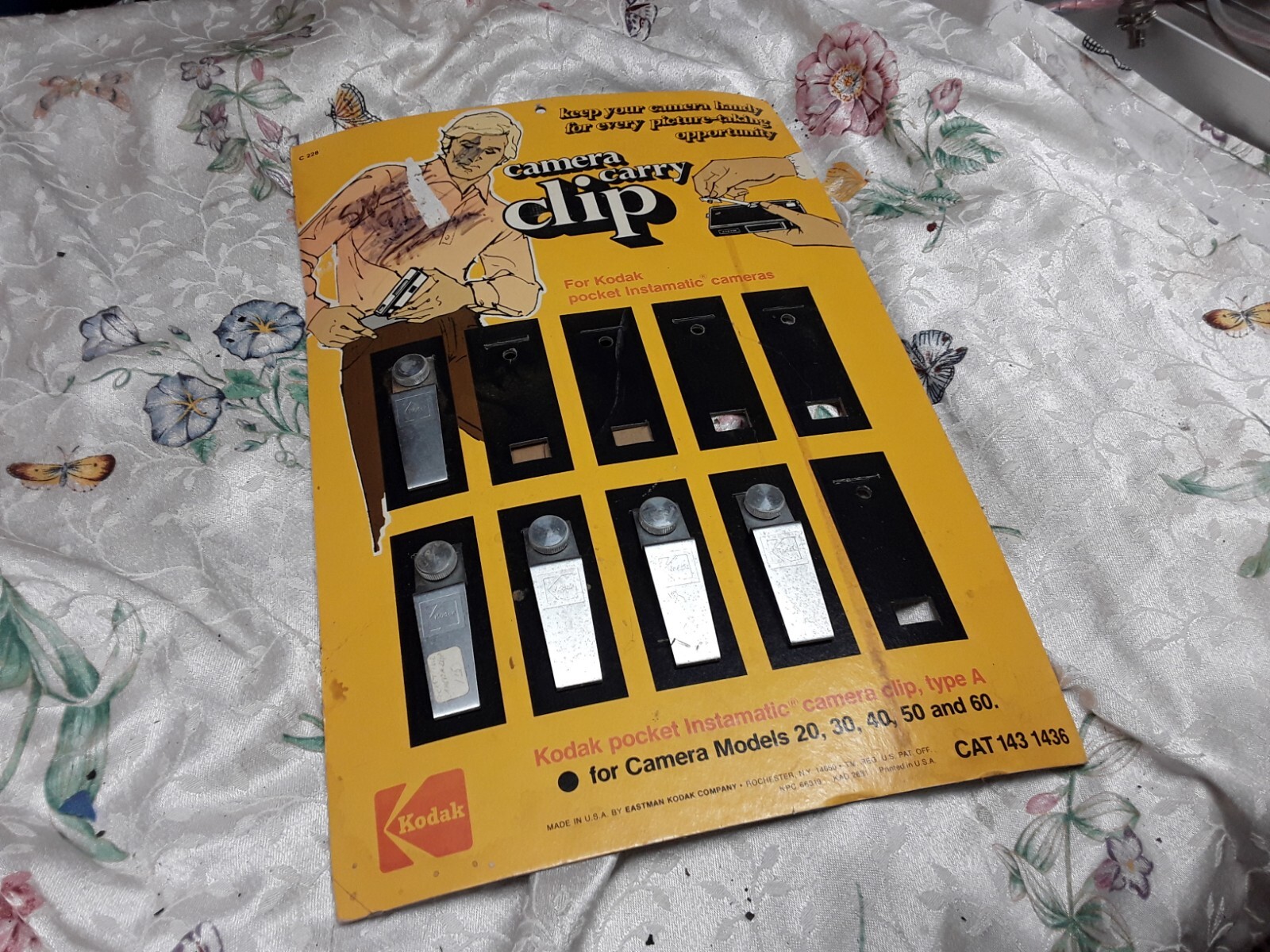 Kodak Camra Carry Clip Display Look