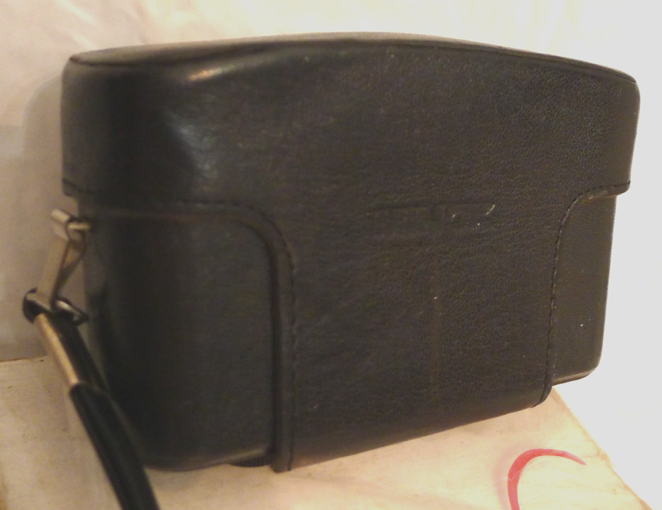 Minox 35 Snap Close Fitted Black Leather Camera Case with Wrist Strap GG