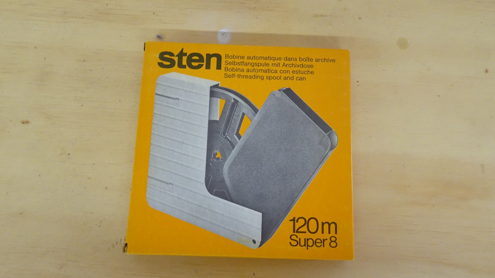Sten Super 8 & 8mm Movie Reel, 400ft/120m Empty Reel w/ Storage Case