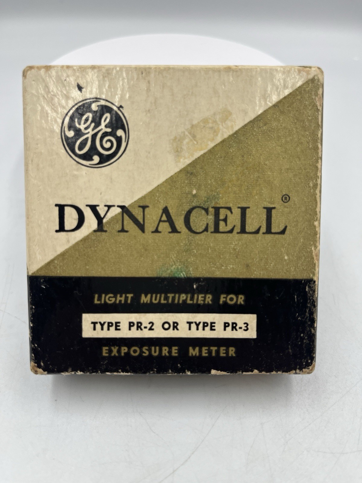 * Vintage General Electric DYNACELL P 2 Exposure meter. or TYPE PR-3 EXPOSURE