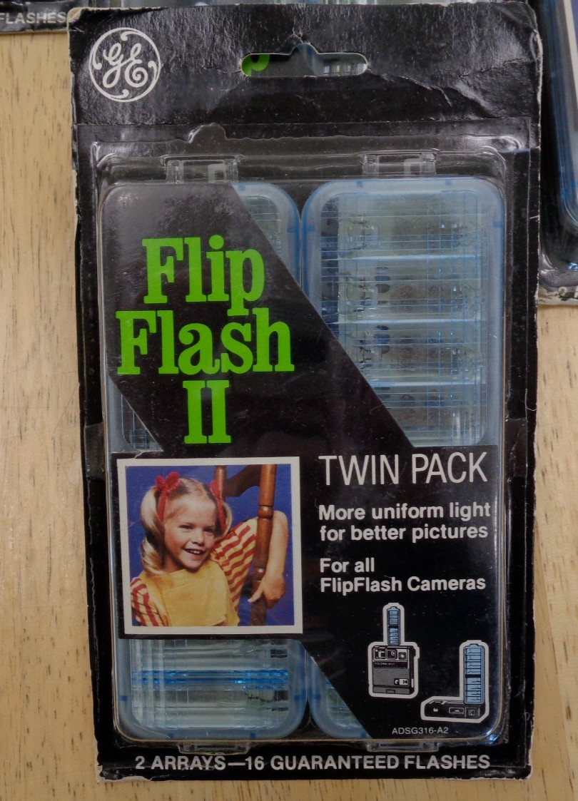 Lot of 25 NOS GE Flip Flash II Twin Pack Flash Pack For Flip Flash Cameras