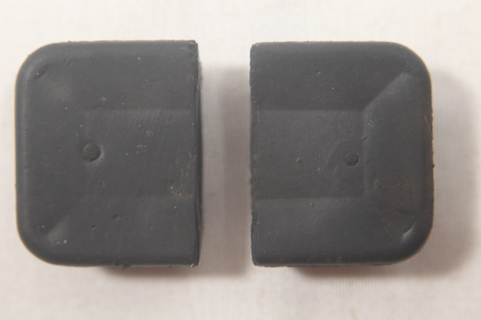 Bell & Howell Projector Elevation Leg Slide-On Rubber Foot Pads OEM