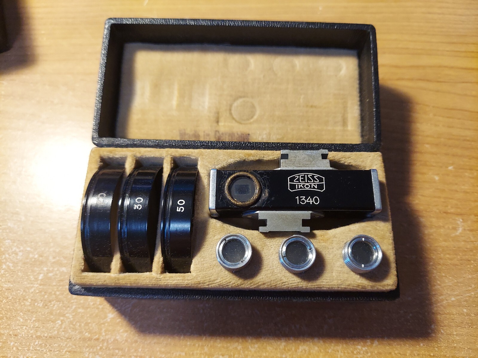 Rare Vintage Zeiss Ikon 1340 Close Up Viewfinder Attachment – Complete In Box