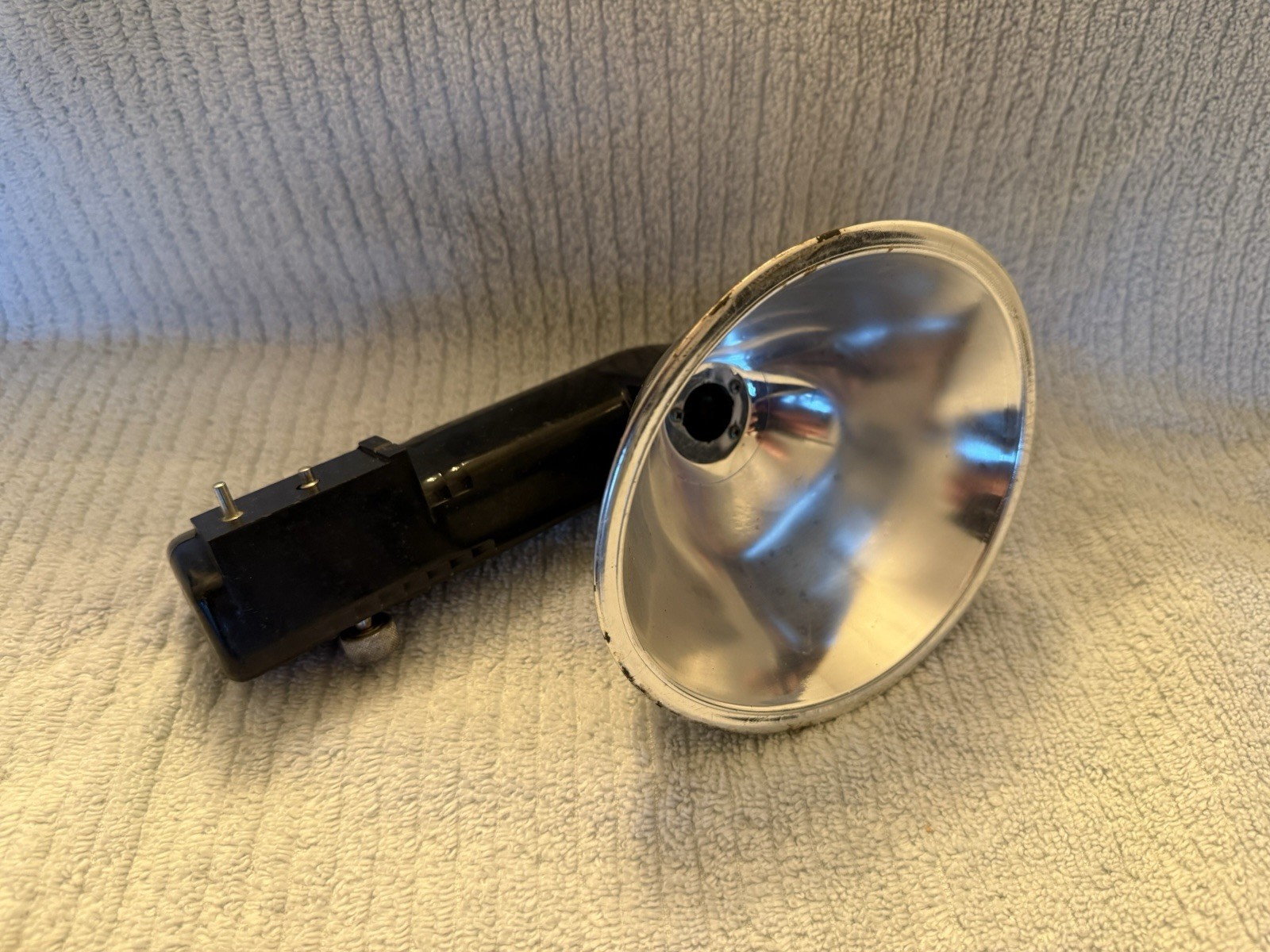 vintage Kodalite Flasholder Kodak Flash Lumaclad reflector, untested, decor