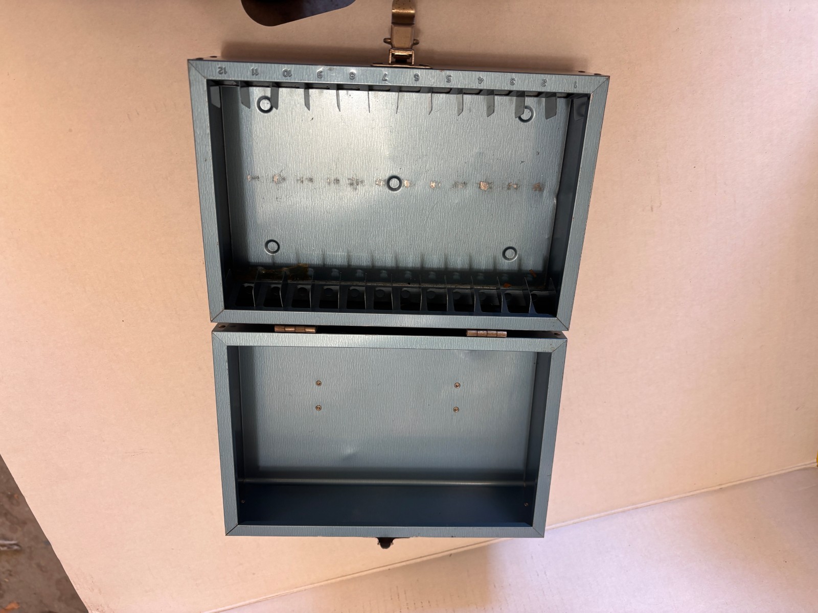 Vintage Blue Metal 8mm Film Case + 4 Metal Cans
