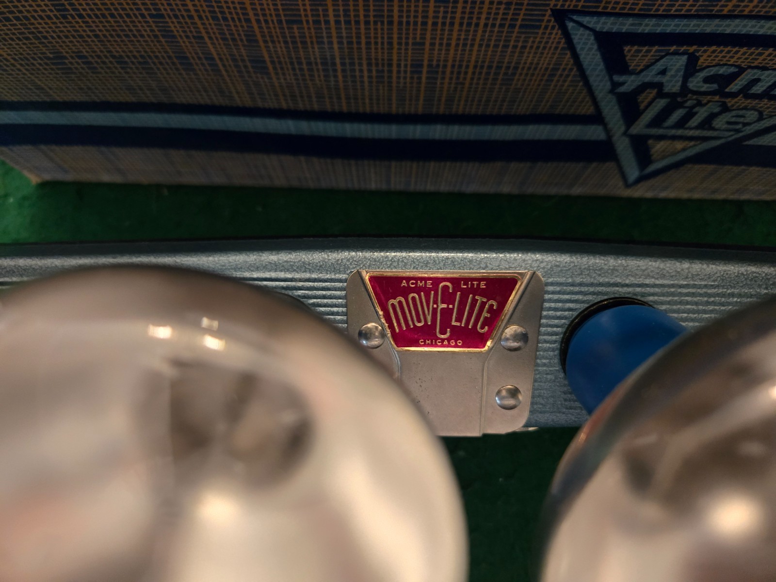 Vtg. Acme Lite Move-E-Lite