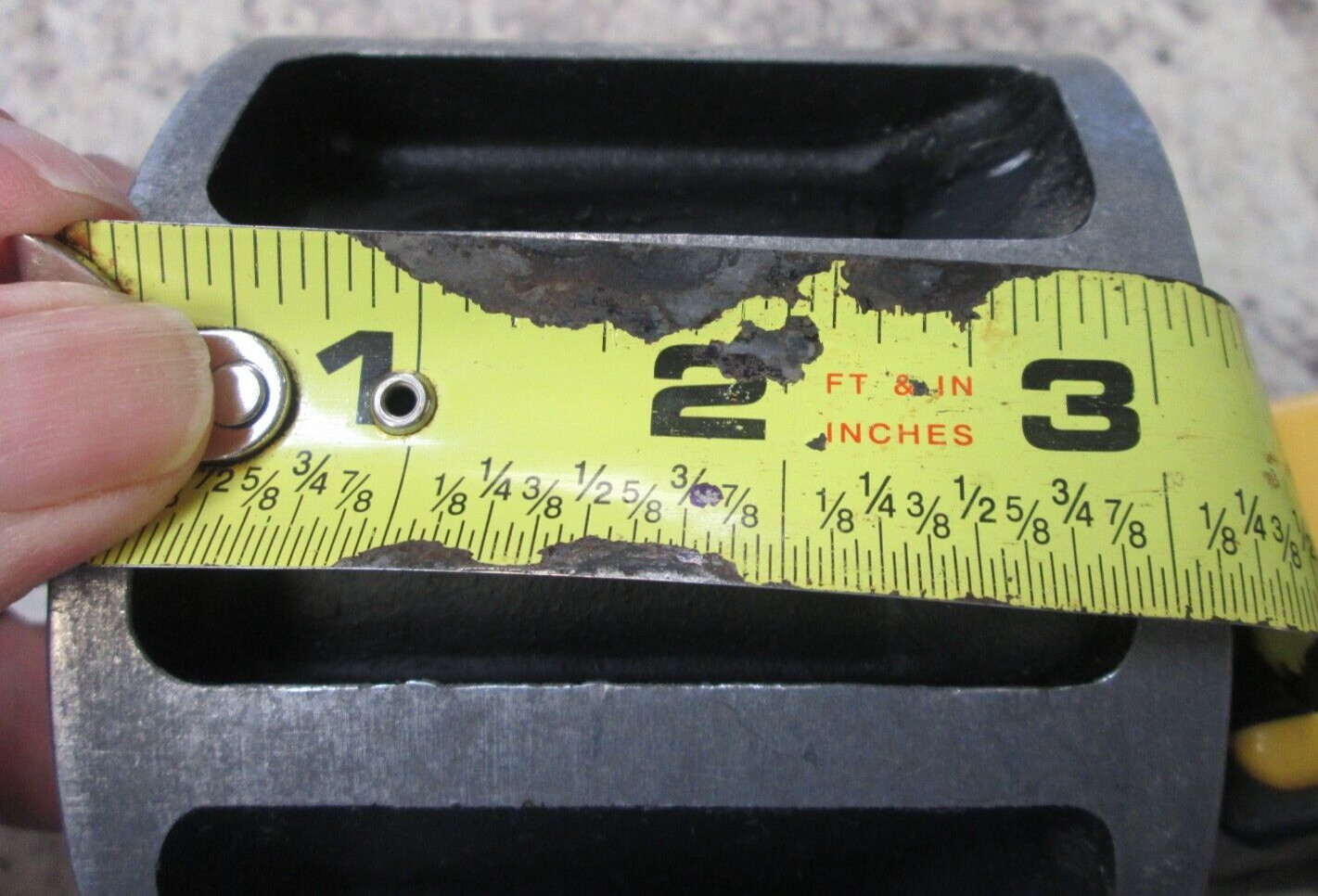 VINTAGE PROJECTOR LENS CLAMP – BU 193 T (BU193T)