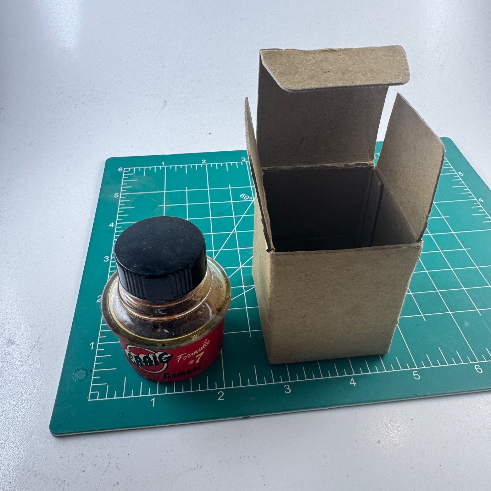 Film Editor – Bottle Craig Safety Formula #7 Film Cement Glass Jar Vintage Box