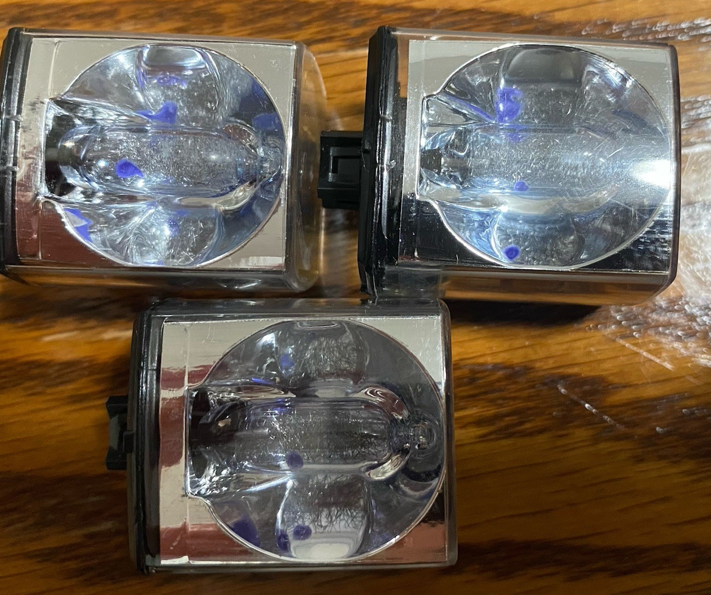 Sylvania Blue Dot Magic Cube Set of 2 *UNKNOWN CONDITION *FOR PARTS