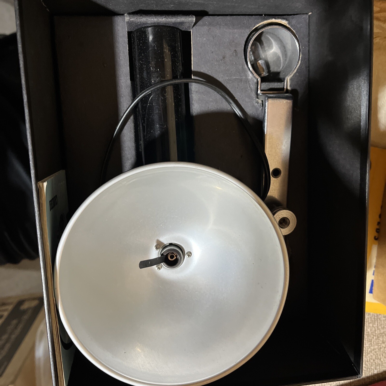 VINTAGE 1950’S KODAK STANDARD FLASHOLDER Orig box, Book And More See Pictures