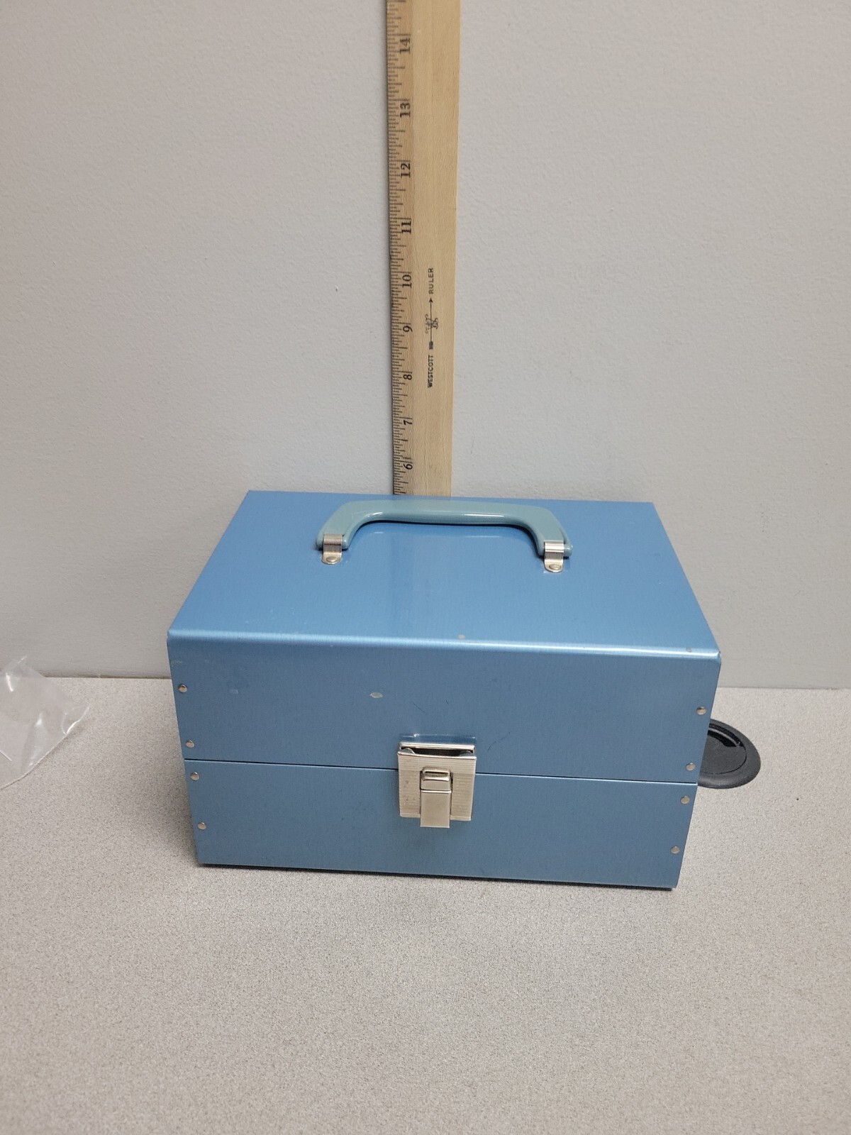 Metal Blue 8mm Movie Reel Chest Box 12 Slot Film Storage Case