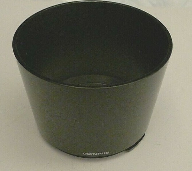 Olympus AF 70-210mm F 3.5-4.5 Lens Hood – Plastic – Japan