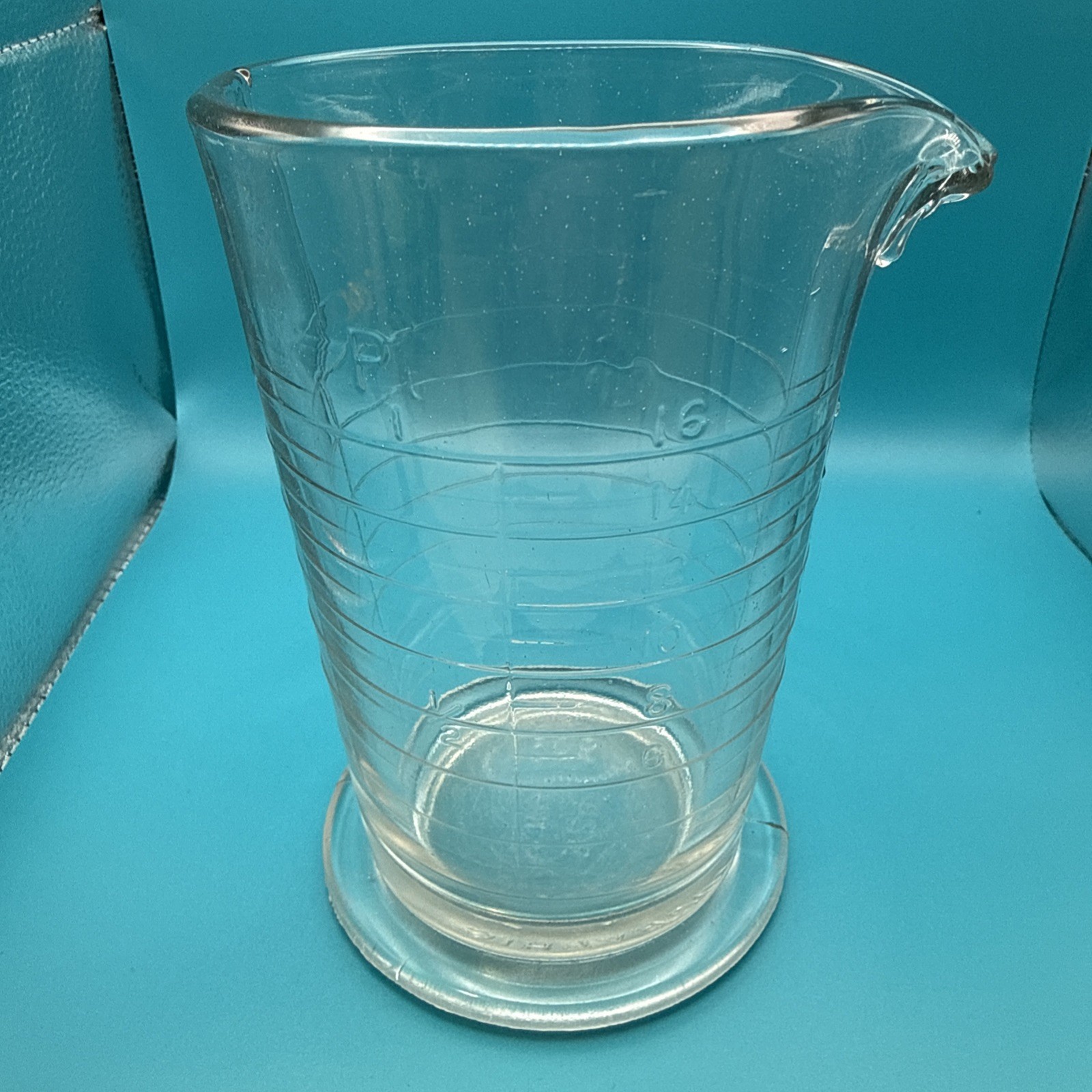 Vintage Kodak Photographic Glass Tumbler Measuring Beaker 16 Oz (20 Oz Total)