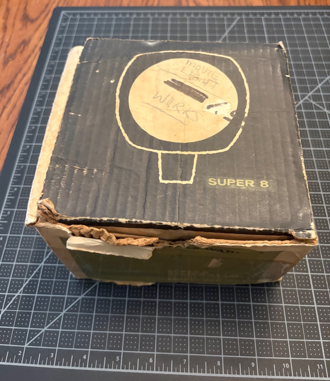 Super 8 Sealed Beam Movie Light Model 855 with Box – Atlas Warner – Works Great