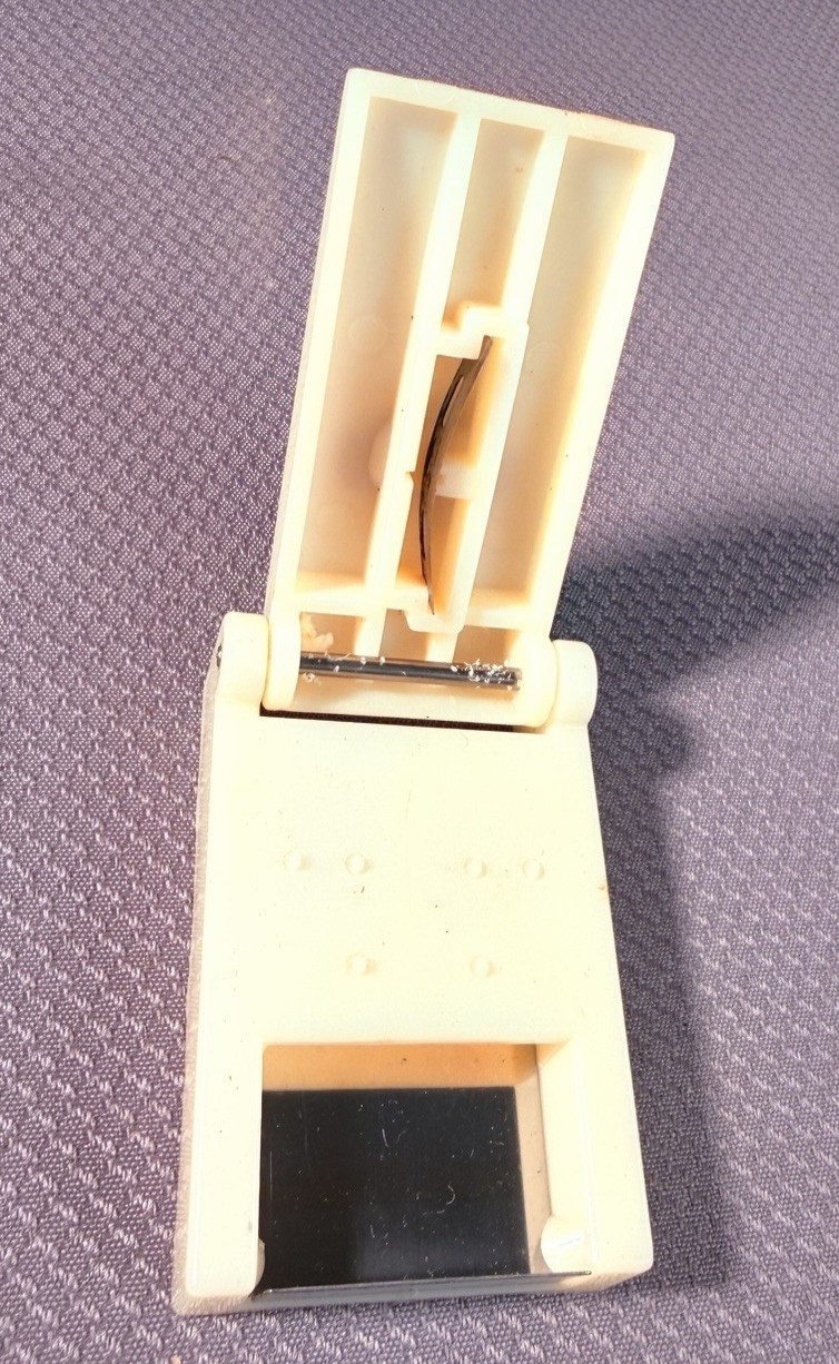 Mansfield Vintage NEW Old Stock/Instructions Holiday E-Z Splice Tape Cutter USA