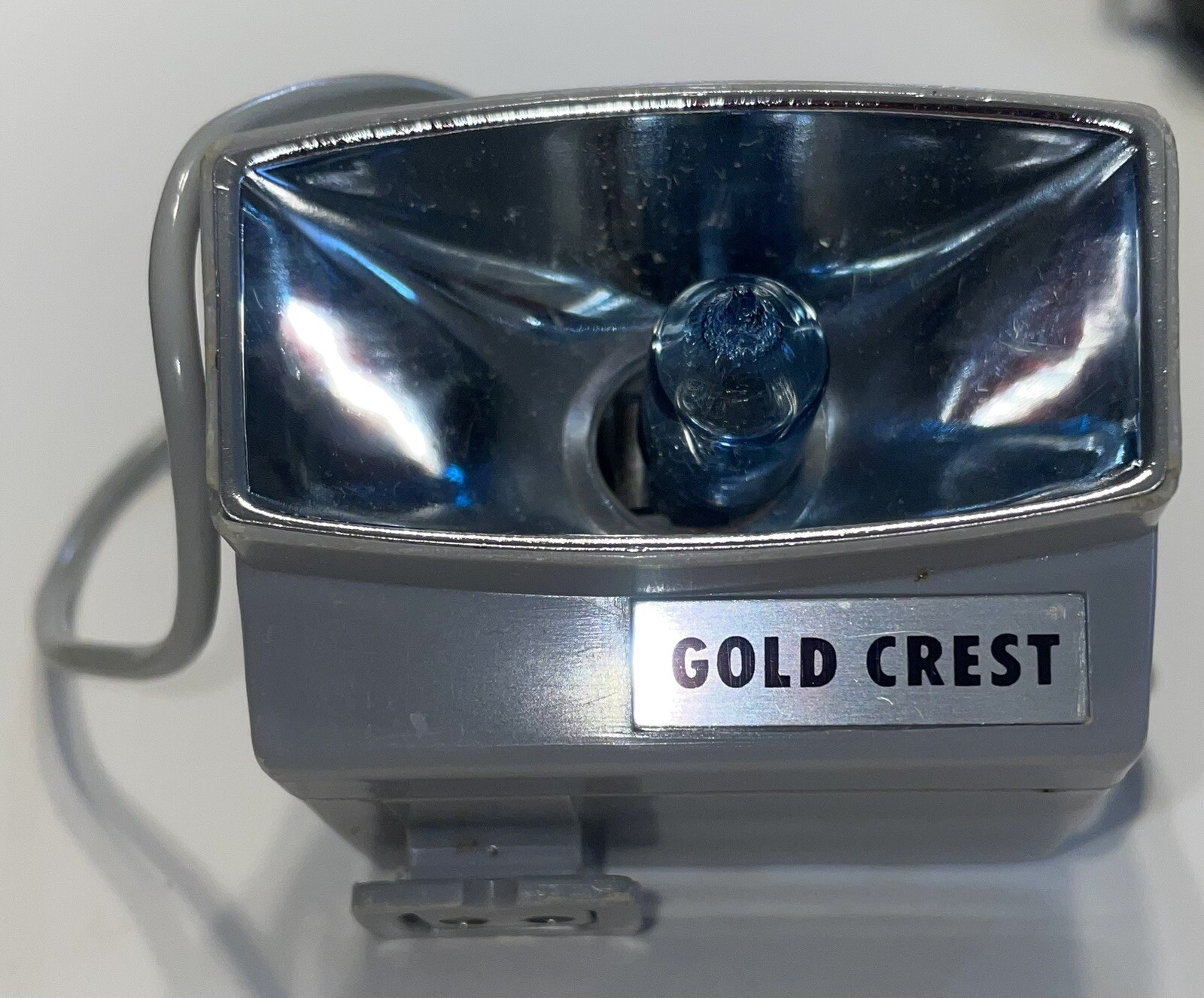 Vintage Gold Crest Camera Flash Attachment – From Japan – Comes With Case.