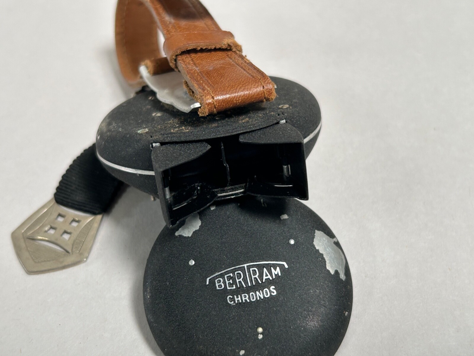 Vintage BERTRAM Chronos LIGHT METER GERMANY With Wrist Band (A7)