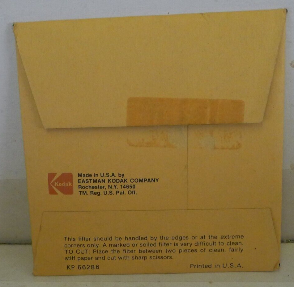 Kodak Wratten Gelatin Photoflash Filter No 80D 3″ x 3″ HTF & Lens Cleaning Paper