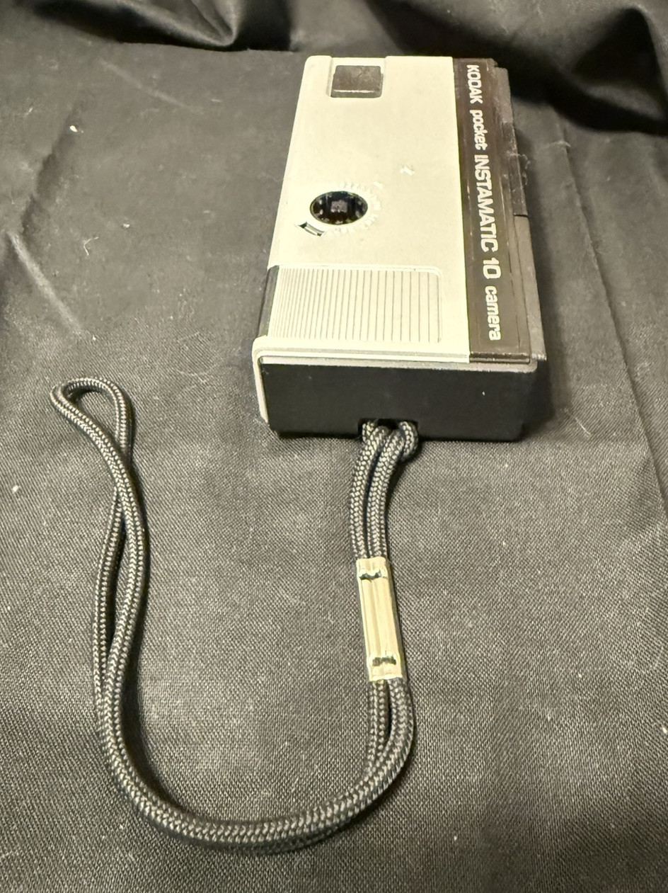 Vintage Camera Case Kodak 1970’s Plush Interior Camera Carrier W/ Instamatic 10