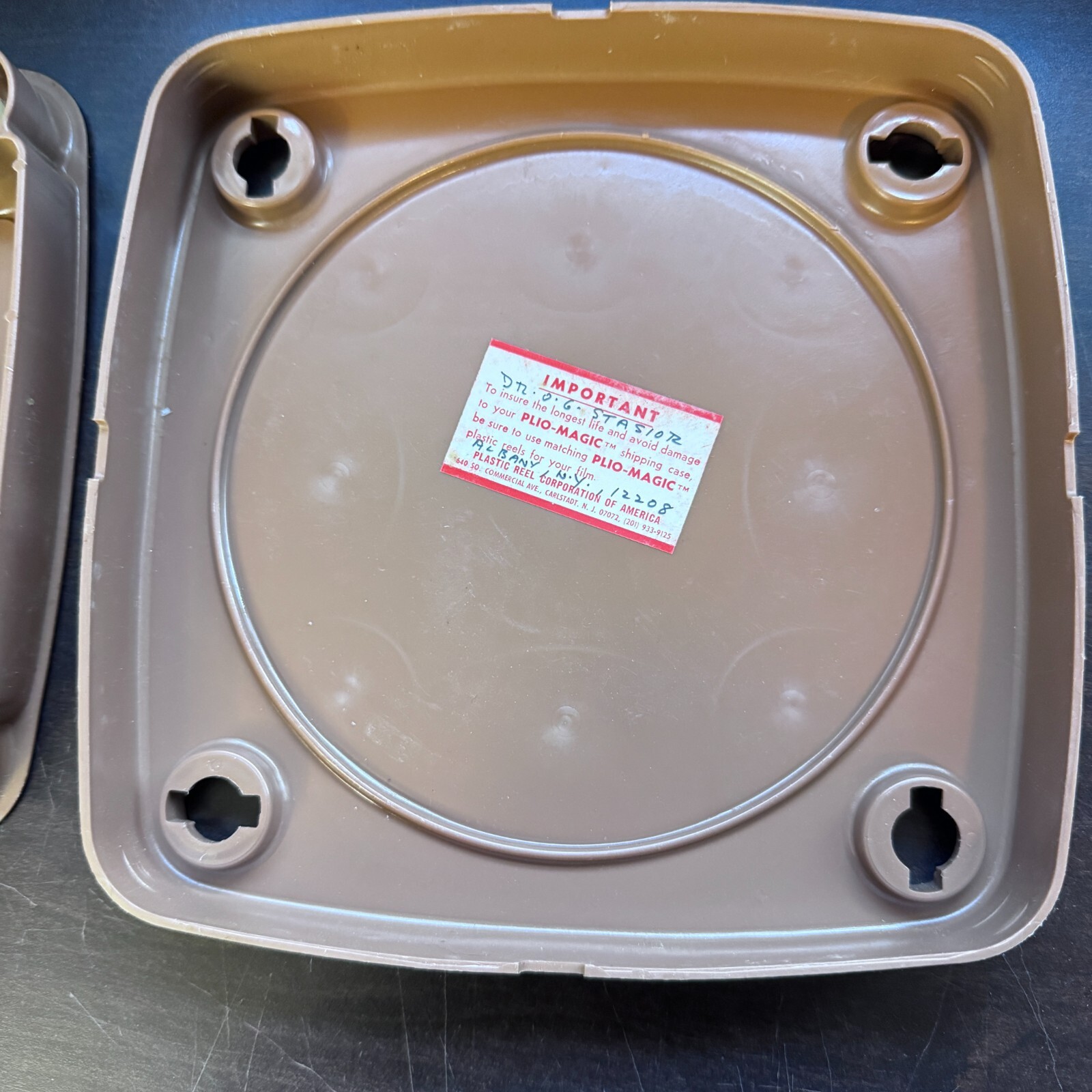 Plio-Magic 400′ 16mm Film Shipping Case Brown