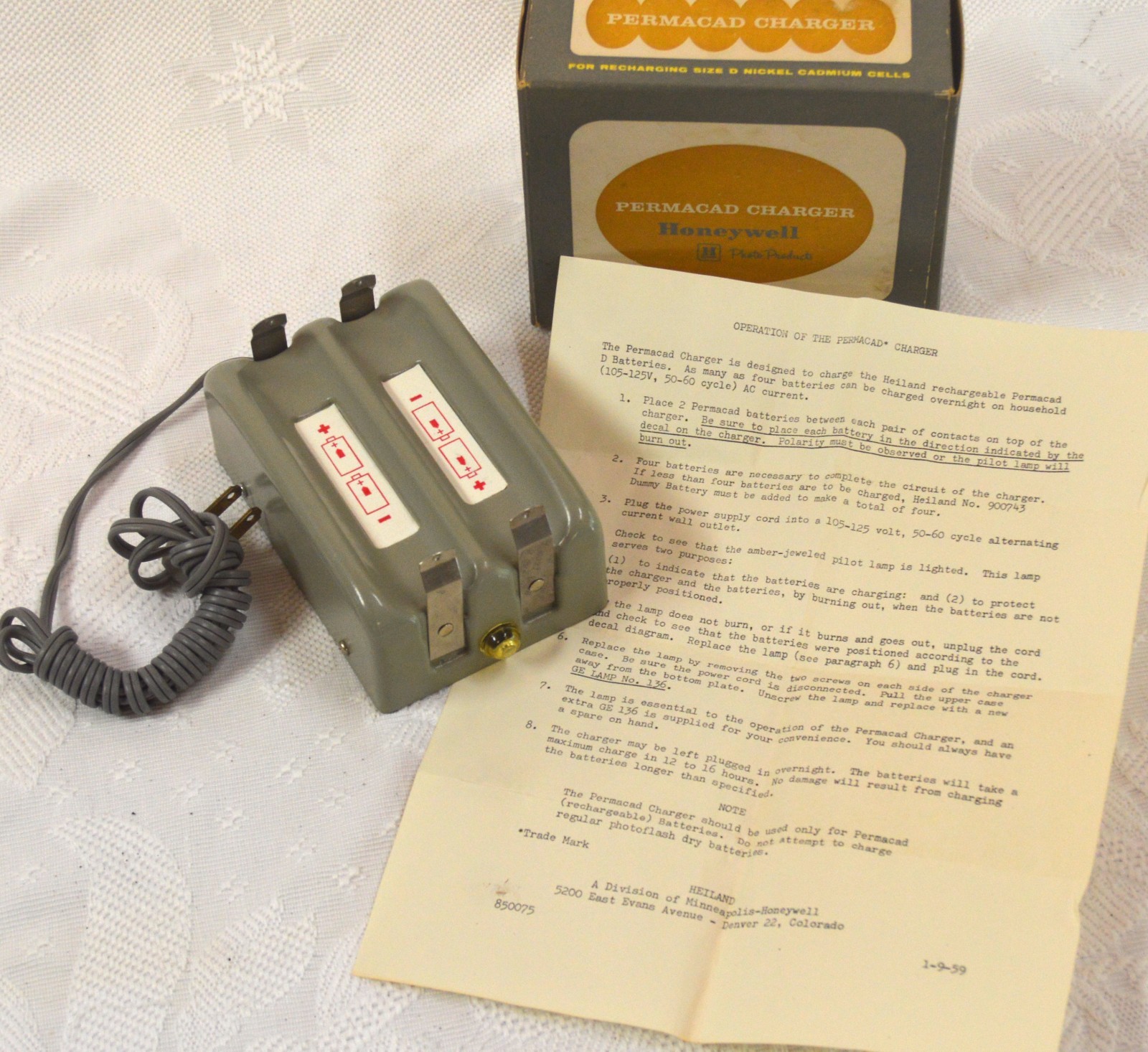 Honeywell Permacad Battery Charger For Strobonar Cat. # 318 NIB