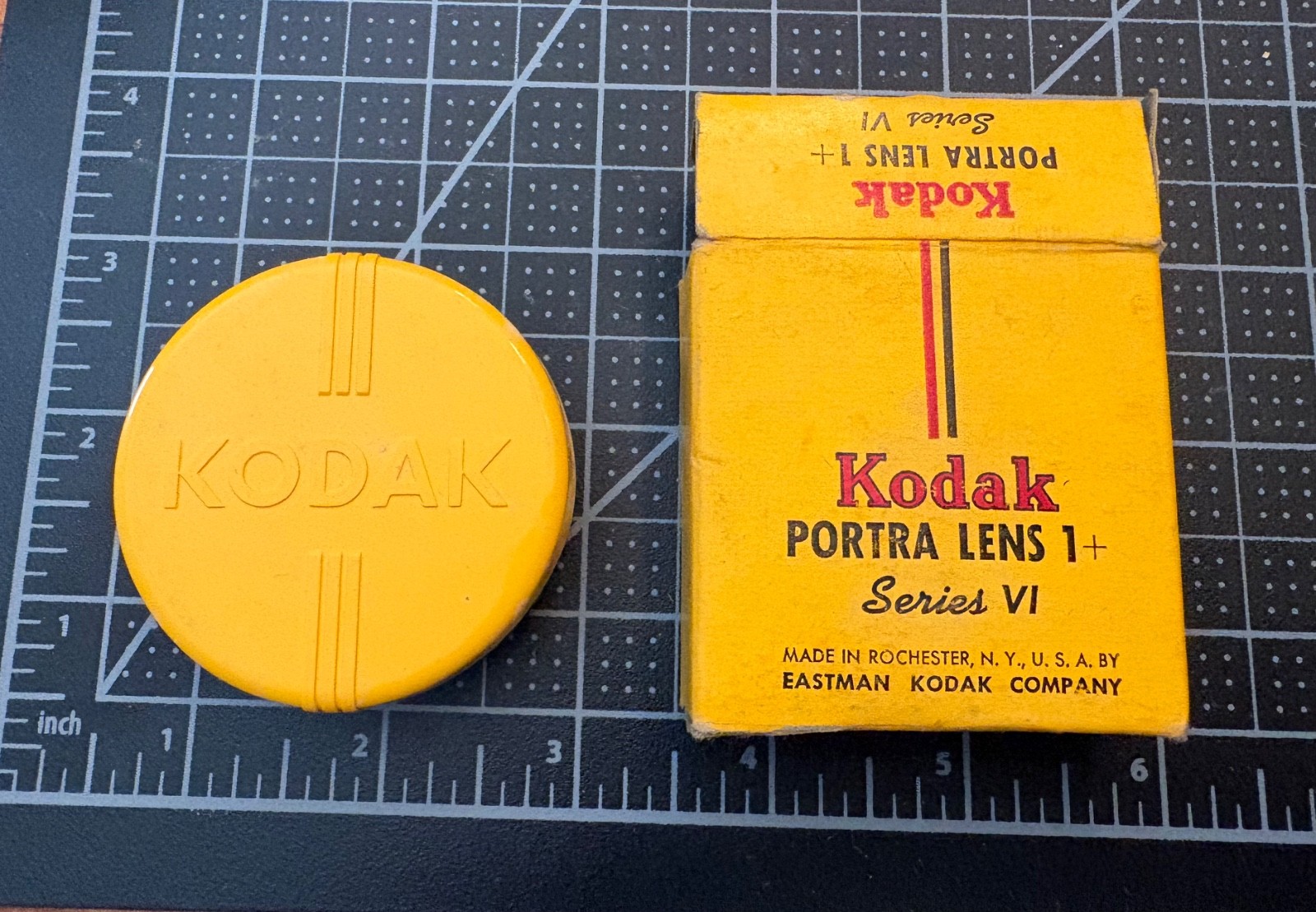 Vintage Kodak Standard Flasholder With Original Box and Various Accessories