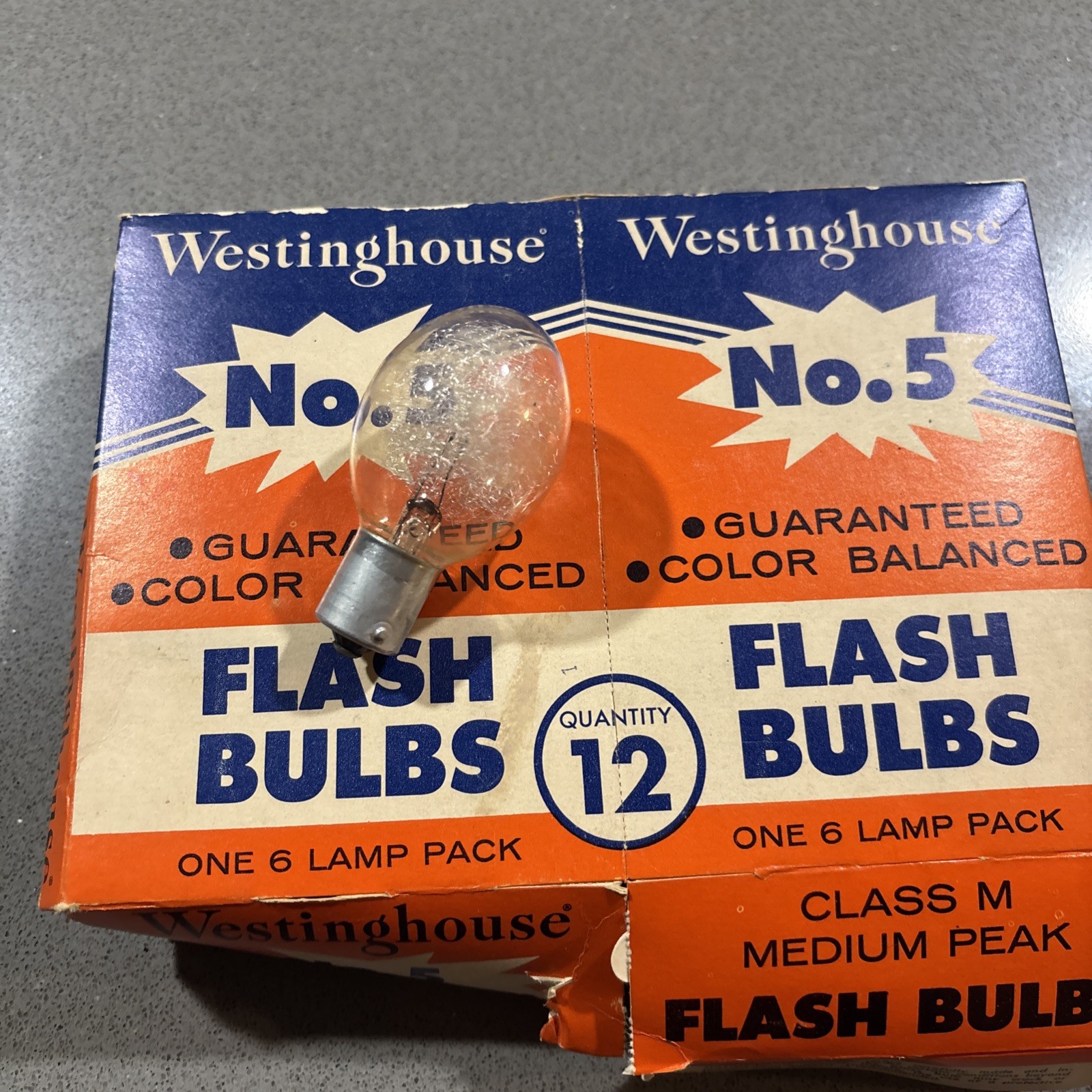 Vintage Flash Bulbs Westinghouse No.5B Class M Original Box 8 Bulbs Unused
