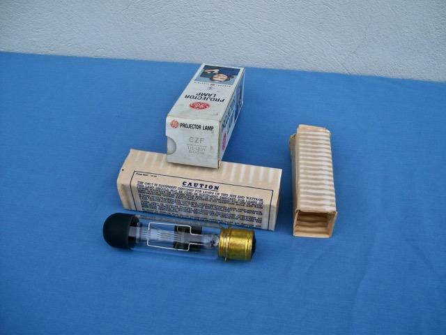 GE PROJECTOR LAMP CZF 115-120 V 500W NIB