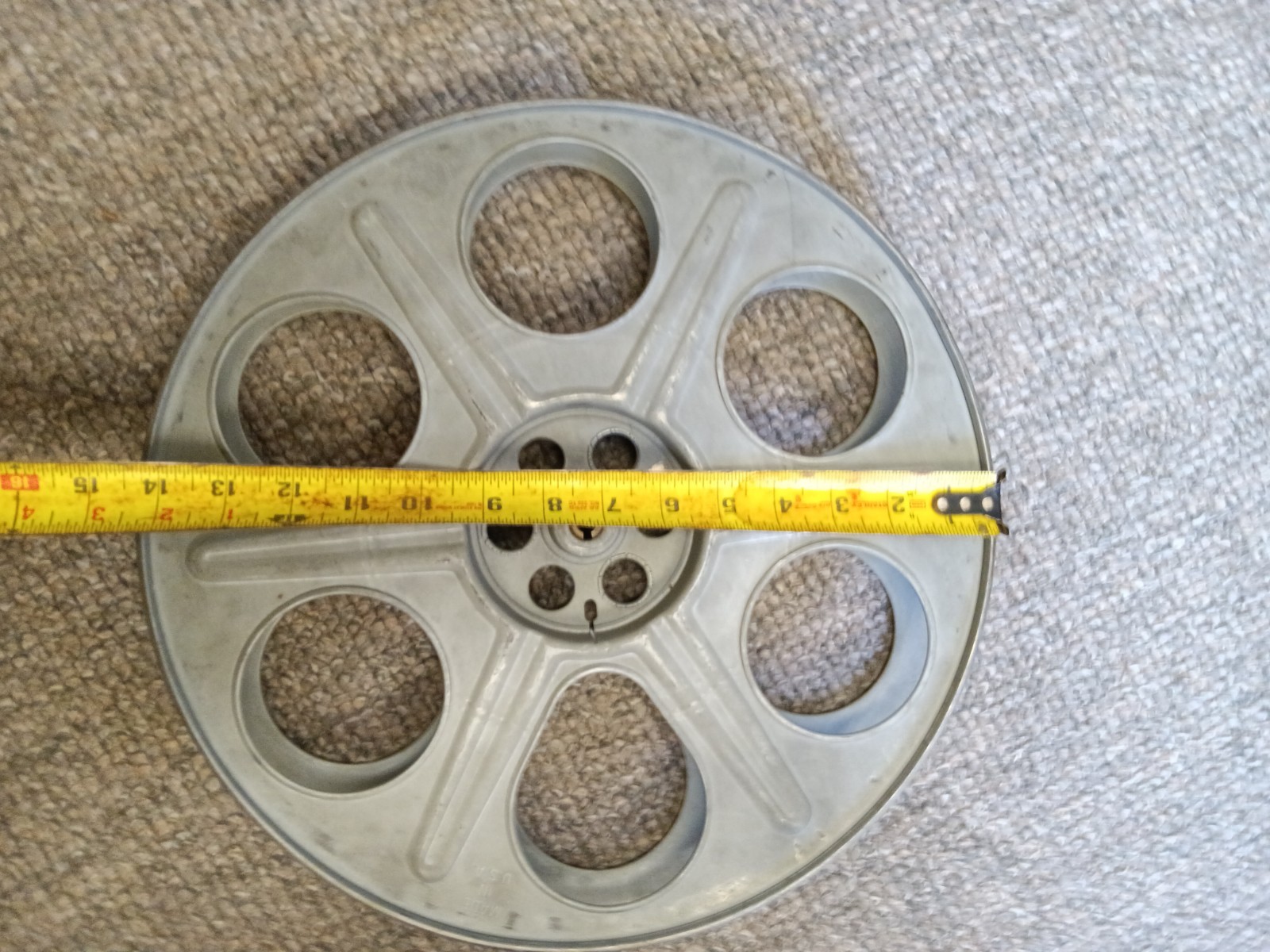 VINTAGE GOLDBERG BROTHERS 35mm 14.5” INCH METAL Movie FILM REEL
