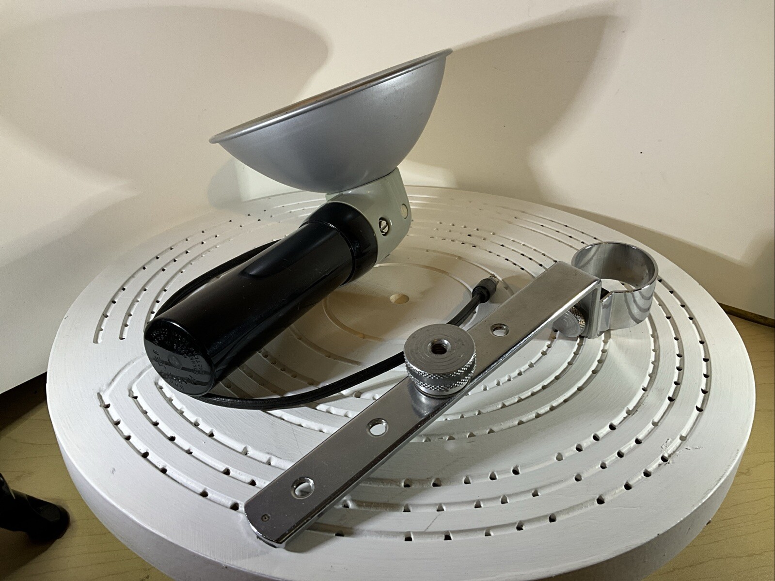Kodak Flashholder Model B With Standard Bracket And Kodak 2-way Flashguard