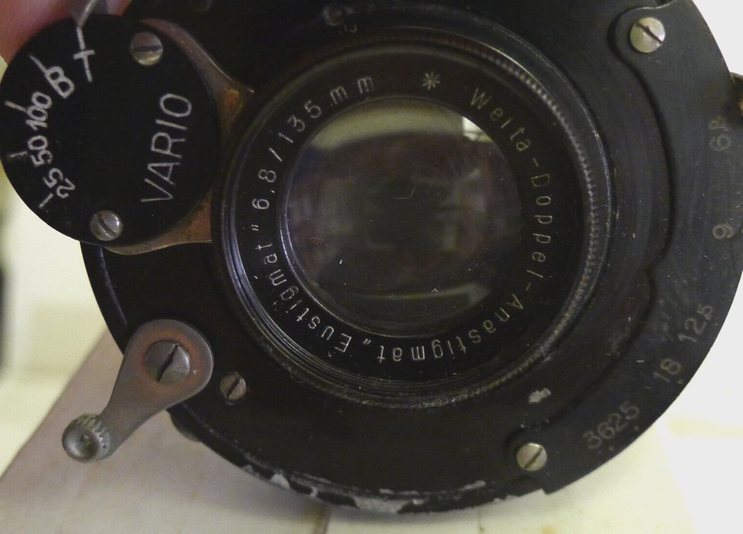 Welta Doppel Anastigmat Enlarging f 6.8 135mm Lens w/ Vario Shutter – Vintage