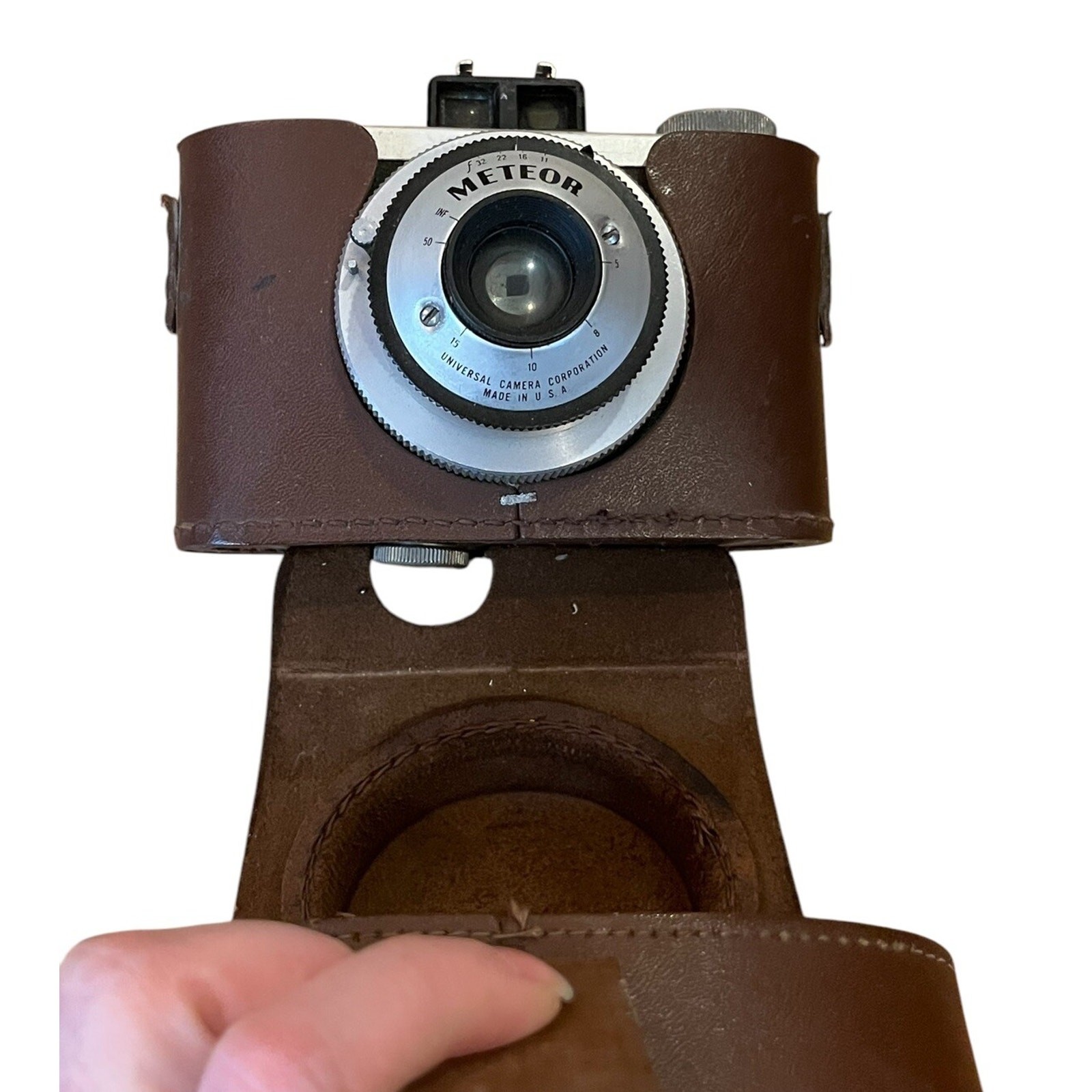 Vintage METEOR Camera by Universal Camera Corporation W/ Case For Parts