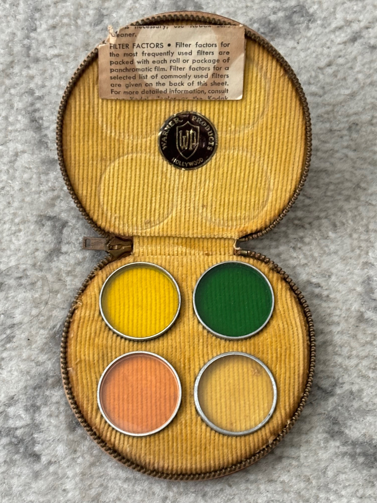 WARNER PRODUCTS Hollywood, 4 pc Camera Color Lens Filter Kit- SERIES V