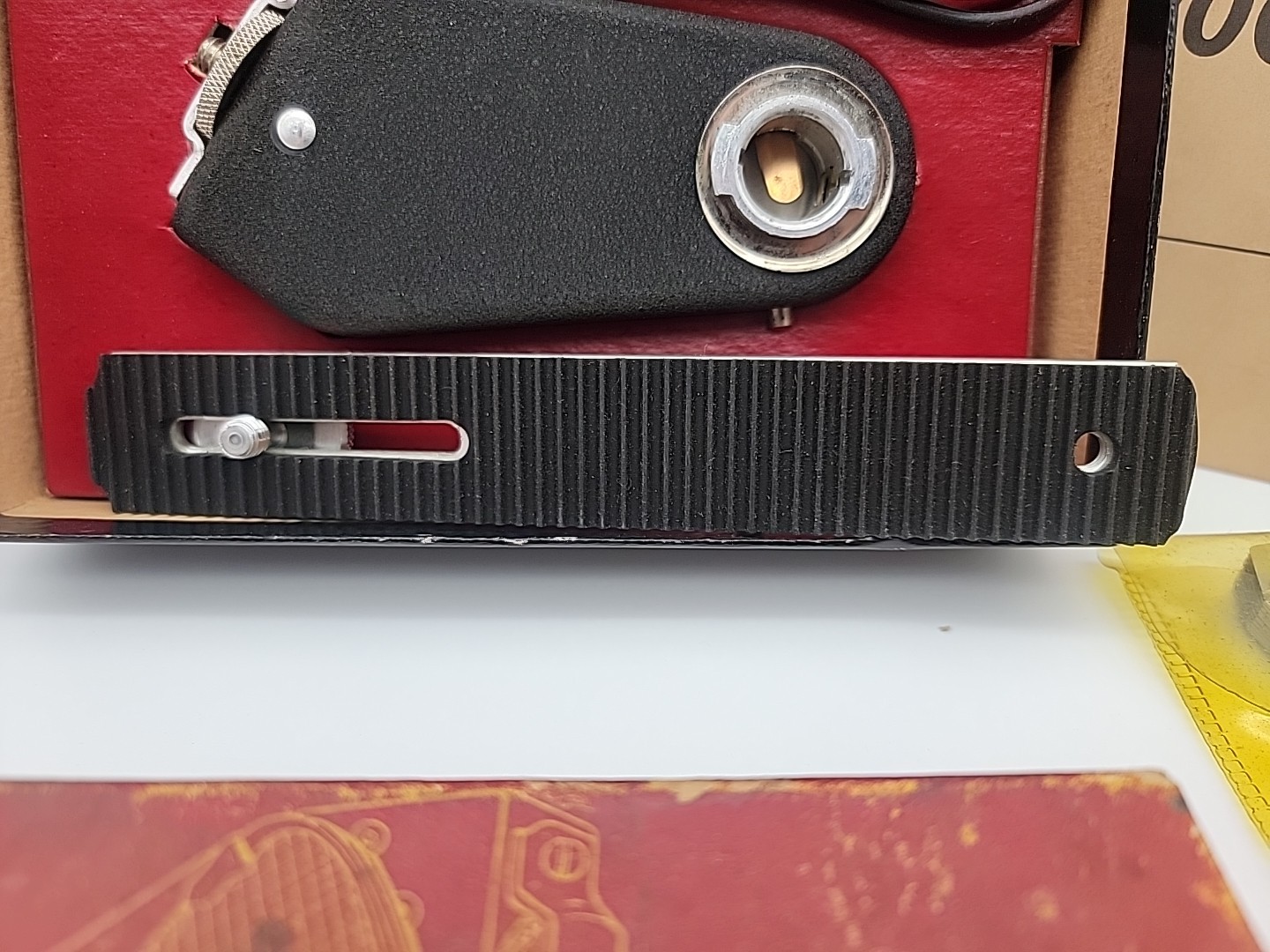 C.O.C Model #PF Pocket Flash with Dual Beam Folding Reflector (With Acc.)